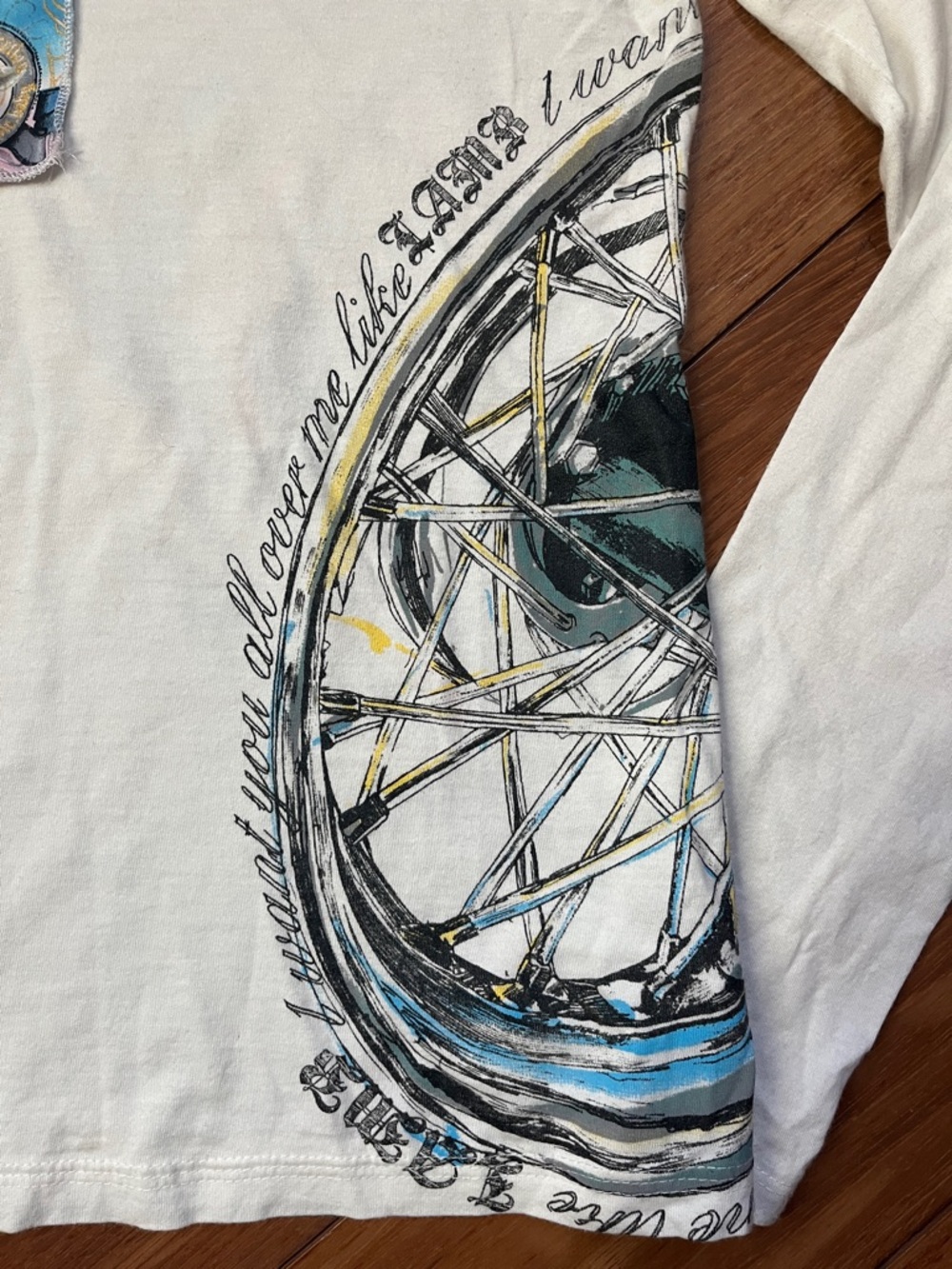 NWOT L.A.M.B. Bicycle Wheel Long Sleeve Tee PRICE FIRM - Picture 4 of 9